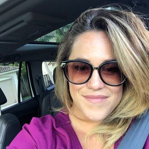 Meet your Posher, Alexandra